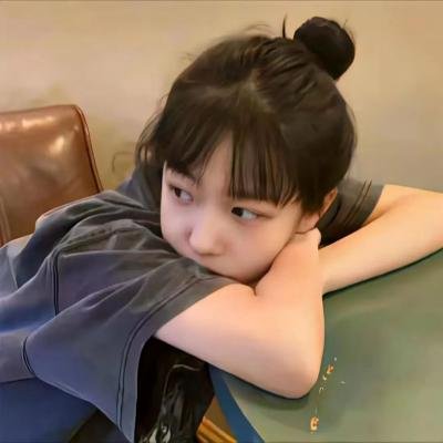 女皇陵下的风流娘们
